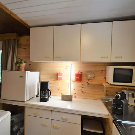 Cozy With Barbecue, Cleaning Included Chalet *